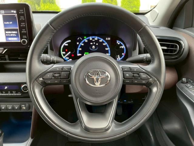 ヤリスクロス ハイブリッドZ 純正ディスプレイオーディオ フルセグTV/CD/DVD/Bluetooth 全方位カメラ レーダークルーズコントロール シートヒーター BSM HUD オートハイビーム LEDヘッドライト(13枚目)