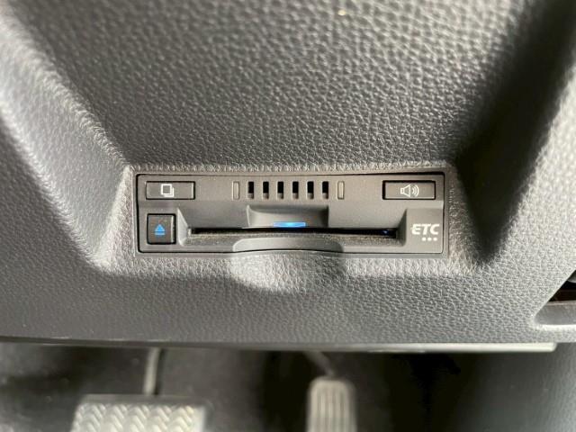 ヤリスクロス ハイブリッドZ 純正ディスプレイオーディオ フルセグTV/CD/DVD/Bluetooth 全方位カメラ レーダークルーズコントロール シートヒーター BSM HUD オートハイビーム LEDヘッドライト(16枚目)