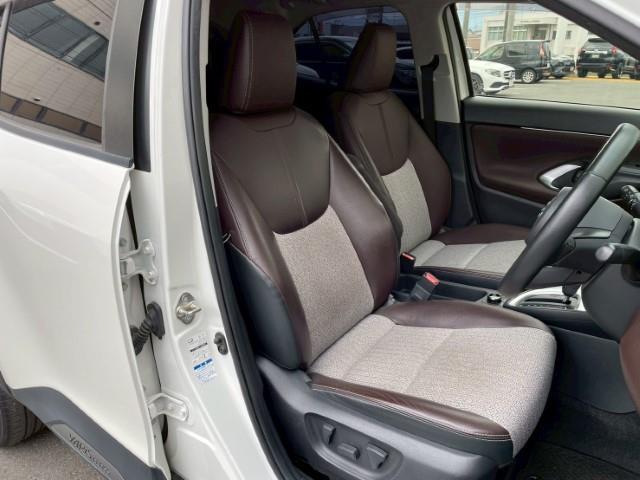 ヤリスクロス ハイブリッドZ 純正ディスプレイオーディオ フルセグTV/CD/DVD/Bluetooth 全方位カメラ レーダークルーズコントロール シートヒーター BSM HUD オートハイビーム LEDヘッドライト(19枚目)