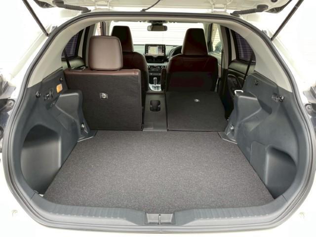 ヤリスクロス ハイブリッドZ 純正ディスプレイオーディオ フルセグTV/CD/DVD/Bluetooth 全方位カメラ レーダークルーズコントロール シートヒーター BSM HUD オートハイビーム LEDヘッドライト(27枚目)