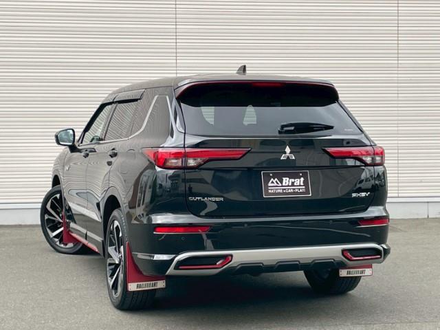 アウトランダーＰＨＥＶ Ｐ　純正９インチナビ　フルセグＴＶ　全方位カメラ　ＢＯＳＥサウンド　ミラー一体ドライブレコーダー　ステアリングヒーター　パドルシフト　レーダークルーズコントロール　ＢＳＭ　ＨＵＤ　ＡＶＨ（32枚目）