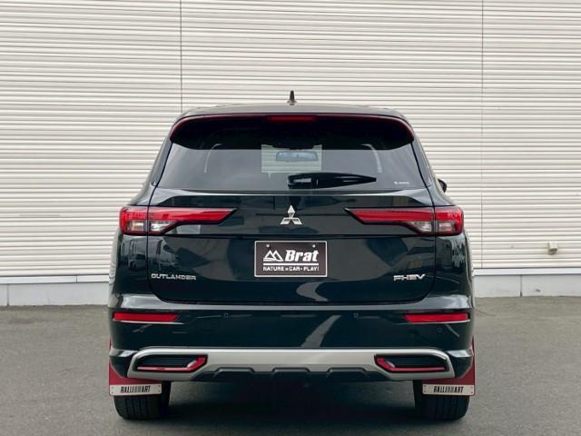 アウトランダーＰＨＥＶ Ｐ　純正９インチナビ　フルセグＴＶ　全方位カメラ　ＢＯＳＥサウンド　ミラー一体ドライブレコーダー　ステアリングヒーター　パドルシフト　レーダークルーズコントロール　ＢＳＭ　ＨＵＤ　ＡＶＨ（33枚目）