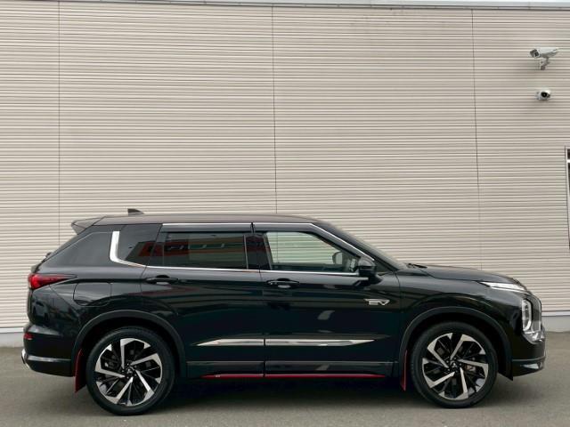 アウトランダーＰＨＥＶ Ｐ　純正９インチナビ　フルセグＴＶ　全方位カメラ　ＢＯＳＥサウンド　ミラー一体ドライブレコーダー　ステアリングヒーター　パドルシフト　レーダークルーズコントロール　ＢＳＭ　ＨＵＤ　ＡＶＨ（35枚目）