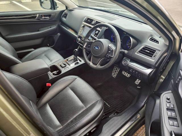 レガシィアウトバック リミテッド　純正メモリーナビ　レーダークルーズコントロール　前後ドライブレコーダー　パドルシフト　ステアリングヒーター　Ｘ－ＭＯＤＥ　シートヒーター　フルセグＴＶ　ＢＳＭ　ＳＲＨ　ＲＡＢ　フォグライト（3枚目）