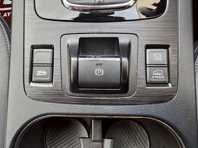 レガシィアウトバック リミテッド　純正メモリーナビ　レーダークルーズコントロール　前後ドライブレコーダー　パドルシフト　ステアリングヒーター　Ｘ－ＭＯＤＥ　シートヒーター　フルセグＴＶ　ＢＳＭ　ＳＲＨ　ＲＡＢ　フォグライト（11枚目）