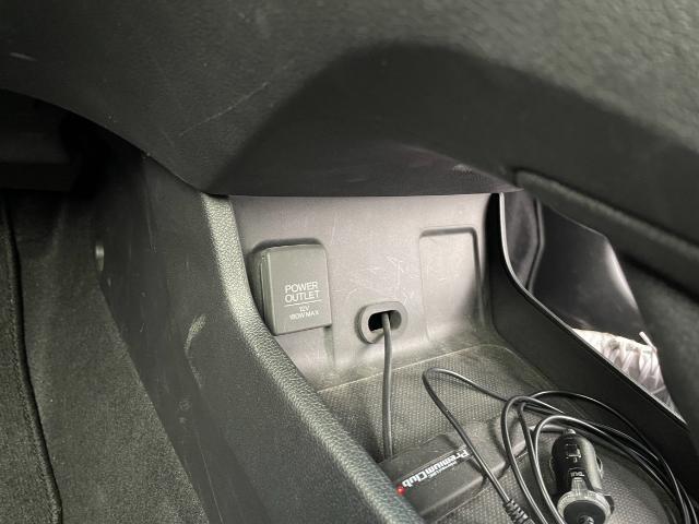 シャトル ハイブリッドX 純正SDナビ フルセグTV/CD/DVD/Bluetooth バックカメラ 4WD LEDヘッドライト パドルシフト クルーズコントロール ETC ハーフレザーシート 純正前方ドライブレコーダー(11枚目)