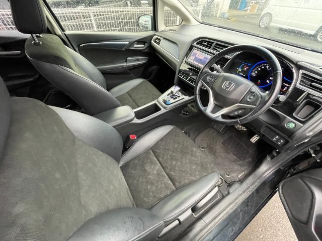 シャトル ハイブリッドX 純正SDナビ フルセグTV/CD/DVD/Bluetooth バックカメラ 4WD LEDヘッドライト パドルシフト クルーズコントロール ETC ハーフレザーシート 純正前方ドライブレコーダー(20枚目)