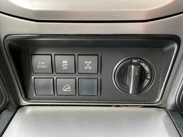 ランドクルーザープラド TX Lパッケージ アルパイン9インチSDナビ サンルーフ レーダークルーズコントロール シートヒーター ベンチレーション ステアリングリモコン ドライブレコーダー フルセグTV バックカメラ 衝突軽減ブレーキ(8枚目)