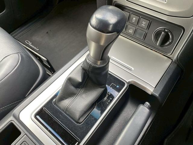 ランドクルーザープラド TX Lパッケージ アルパイン9インチSDナビ サンルーフ レーダークルーズコントロール シートヒーター ベンチレーション ステアリングリモコン ドライブレコーダー フルセグTV バックカメラ 衝突軽減ブレーキ(20枚目)