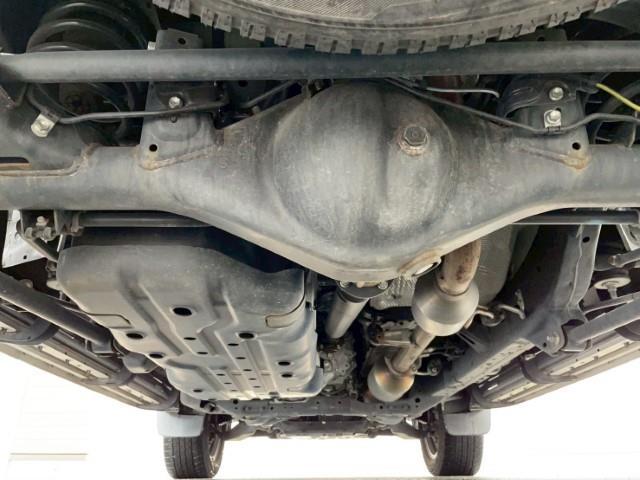 ランドクルーザープラド TX Lパッケージ アルパイン9インチSDナビ サンルーフ レーダークルーズコントロール シートヒーター ベンチレーション ステアリングリモコン ドライブレコーダー フルセグTV バックカメラ 衝突軽減ブレーキ(41枚目)