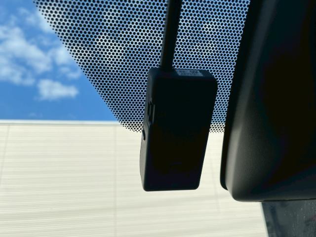 ノア Si ダブルバイビーII 純正10インチナビ Bluetooth/CD/DVD/フルセグTV 4WD バックカメラ クルーズコントロール 両側パワースライドドア アイドリングストップ フリップダウンモニター ETC(10枚目)