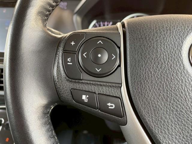 ヴォクシー Ｖ　１５ＡＷ　モンツァ　ハイブロック　ターマー　モンスタＲ／Ｔハイブリッド　ＴＯＹＯＴＡエンブレム　ニューペイント：ナチュラルベージュマイカメタリック　オートマチックハイビーム　純正ＳＤナビ　フルセグ（5枚目）