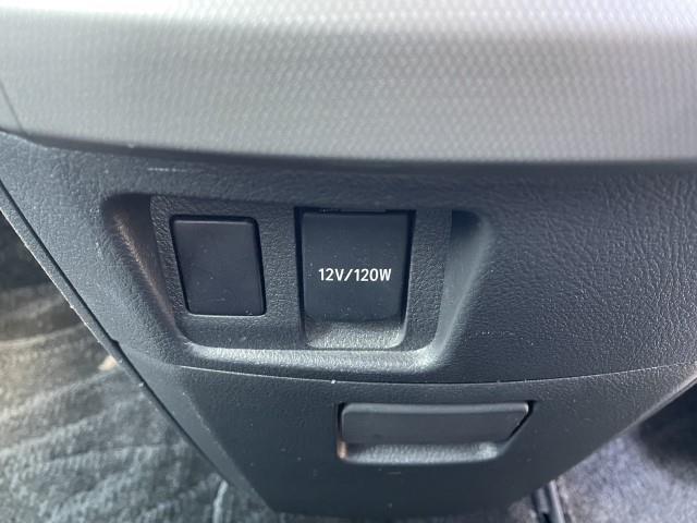 アルファード ２４０Ｓ　アルパインＳＤナビ　フルセグＴＶ　バックカメラ　両側パワースライドドア　エンジンスターター　レーダー探知機　社外１９インチアルミ　クリアランスソナー　フォグライト　電動格納ミラー（7枚目）