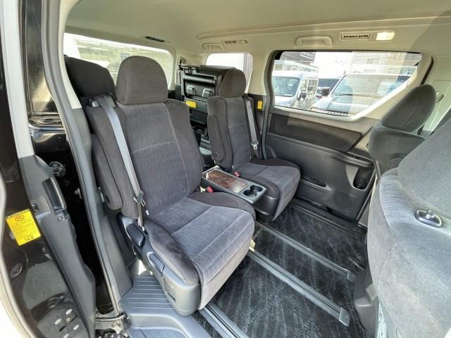 アルファード ２４０Ｓ　アルパインＳＤナビ　フルセグＴＶ　バックカメラ　両側パワースライドドア　エンジンスターター　レーダー探知機　社外１９インチアルミ　クリアランスソナー　フォグライト　電動格納ミラー（20枚目）