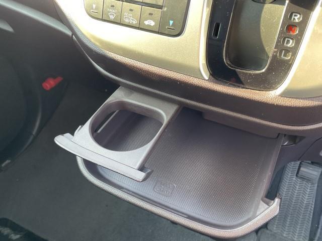 N-WGNカスタム G・Aパッケージ 純正メモリーナビ バックカメラ クルーズコントロール エンジンスターター 衝突軽減システム 電動格納ミラー ステアリングリモコン ワンセグTV(8枚目)