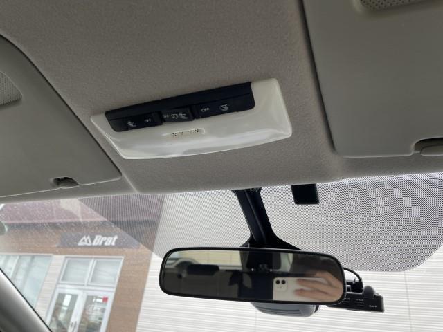 セレナ ハイウェイスターV プロパイロット 電動サイドステップ BSM フリップダウンモニター 両側パワースライドドア 純正10インチSDナビ アラウンドビューモニター パーキングアシスト ETC(19枚目)