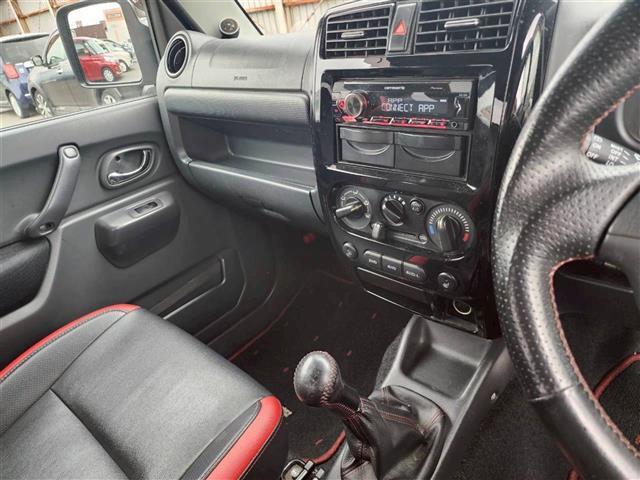 ジムニー クロスアドベンチャー　前後ショートバンパー　ヨコハマジオランダーＭ／Ｔ　スキッドプレート　ＬＥＤテールランプ　カロッツェリアツィーター　カロッツェリアＣＤオーディオ　シートヒーター　フォグライト（7枚目）