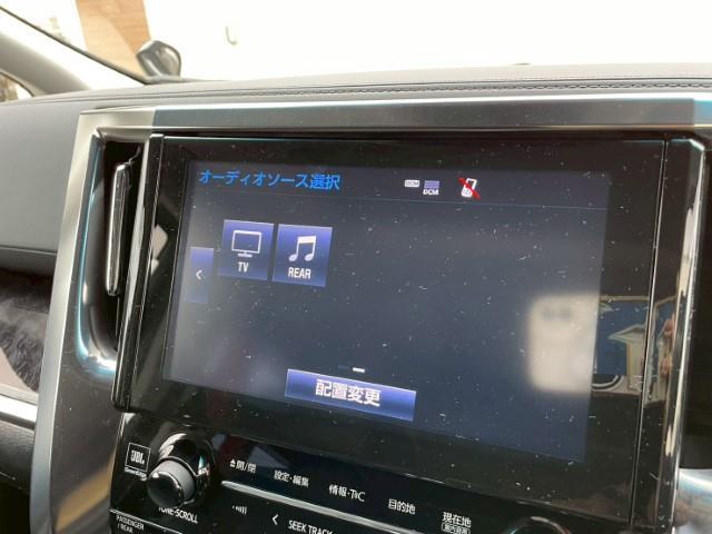 アルファードハイブリッド ＳＲ　Ｃパッケージ　両側パワースライドドア　社外セキュリティ　フリップダウンモニター　プリクラッシュセーフティ　レーンキープアシスト　ＲＣＴＡ　デジタルインナーミラー　パーキングアシスト　ステアリングヒーター（5枚目）