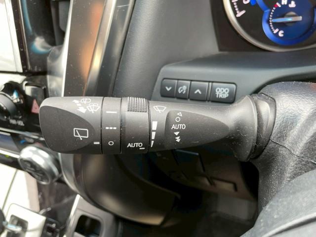 アルファードハイブリッド ＳＲ　Ｃパッケージ　両側パワースライドドア　社外セキュリティ　フリップダウンモニター　プリクラッシュセーフティ　レーンキープアシスト　ＲＣＴＡ　デジタルインナーミラー　パーキングアシスト　ステアリングヒーター（18枚目）