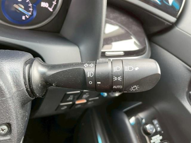 アルファードハイブリッド ＳＲ　Ｃパッケージ　両側パワースライドドア　社外セキュリティ　フリップダウンモニター　プリクラッシュセーフティ　レーンキープアシスト　ＲＣＴＡ　デジタルインナーミラー　パーキングアシスト　ステアリングヒーター（19枚目）