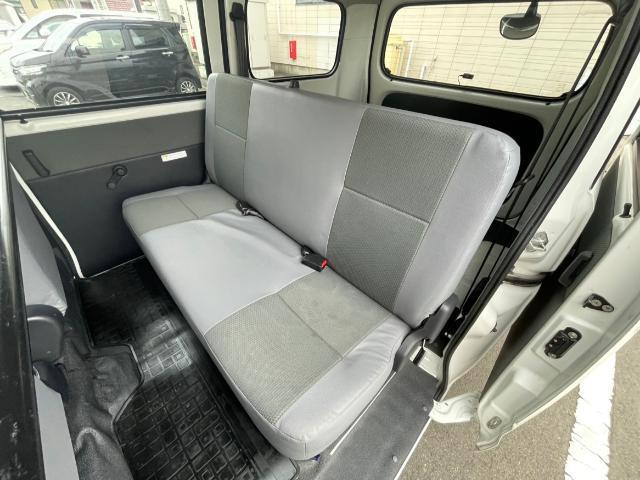 タウンエースバン ＧＬ　前後ドライブレコーダー　センターデフロック　純正ラバーマット　ＥＴＣ　純正オーディオ　リアフォグライト（18枚目）