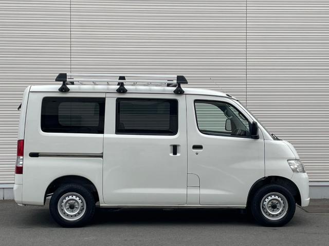 タウンエースバン ＧＬ　前後ドライブレコーダー　センターデフロック　純正ラバーマット　ＥＴＣ　純正オーディオ　リアフォグライト（29枚目）