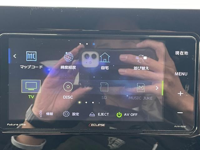 カローラスポーツ Ｇ　Ｘ　モデリスタエアロ　社外ＳＤナビ　ＣＤ／ＤＶＤ／ＢＴ／フルセグＴＶ　バックカメラ　純正ラバーマット　ドライブモード切替　ワイパーデアイサー　電動パーキンググブレーキ　純正エンジンスターター　ＥＴＣ（4枚目）