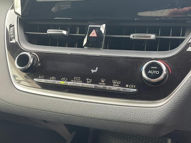 カローラスポーツ Ｇ　Ｘ　モデリスタエアロ　社外ＳＤナビ　ＣＤ／ＤＶＤ／ＢＴ／フルセグＴＶ　バックカメラ　純正ラバーマット　ドライブモード切替　ワイパーデアイサー　電動パーキンググブレーキ　純正エンジンスターター　ＥＴＣ（6枚目）