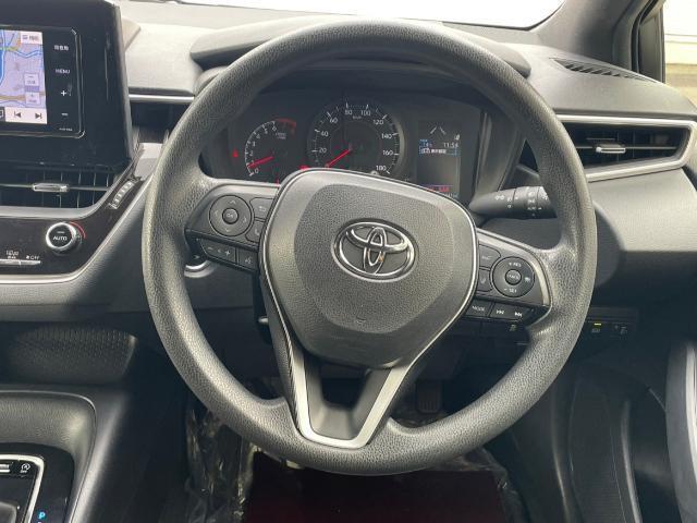 カローラスポーツ Ｇ　Ｘ　モデリスタエアロ　社外ＳＤナビ　ＣＤ／ＤＶＤ／ＢＴ／フルセグＴＶ　バックカメラ　純正ラバーマット　ドライブモード切替　ワイパーデアイサー　電動パーキンググブレーキ　純正エンジンスターター　ＥＴＣ（12枚目）