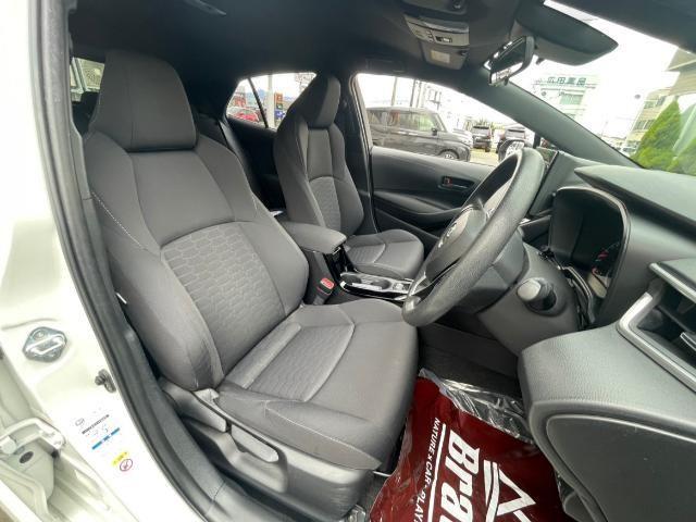 カローラスポーツ Ｇ　Ｘ　モデリスタエアロ　社外ＳＤナビ　ＣＤ／ＤＶＤ／ＢＴ／フルセグＴＶ　バックカメラ　純正ラバーマット　ドライブモード切替　ワイパーデアイサー　電動パーキンググブレーキ　純正エンジンスターター　ＥＴＣ（16枚目）