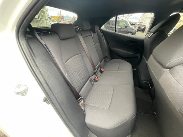 カローラスポーツ Ｇ　Ｘ　モデリスタエアロ　社外ＳＤナビ　ＣＤ／ＤＶＤ／ＢＴ／フルセグＴＶ　バックカメラ　純正ラバーマット　ドライブモード切替　ワイパーデアイサー　電動パーキンググブレーキ　純正エンジンスターター　ＥＴＣ（21枚目）