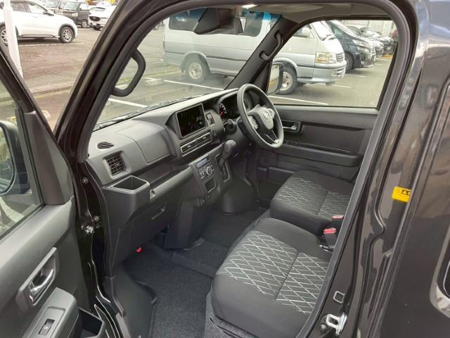 アトレー ＲＳ　両側パワースライドドア　リアヒーター　アダクティブクルーズコントロール　切替４ＷＤ　電動格納ミラー　フォグライト　アイドリングストップ　オートライト　ＬＥＤヘッドライト（16枚目）