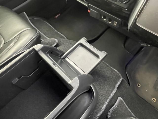 レジアスエースバン スーパーＧＬ　ダークプライム　社外メモリーナビ　フルセグＴＶ　バックカメラ　ＬＥＤヘッドライト　フロントスポイラー　オーバーフェンダー　シートカバー　前後ドライブレコーダー　ＬＥＤテールライト　ビルドインＥＴＣ（10枚目）