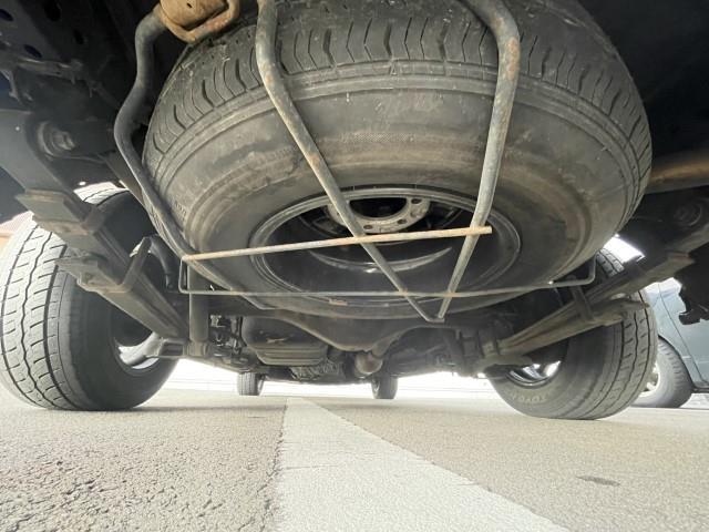 レジアスエースバン スーパーＧＬ　ダークプライム　社外メモリーナビ　フルセグＴＶ　バックカメラ　ＬＥＤヘッドライト　フロントスポイラー　オーバーフェンダー　シートカバー　前後ドライブレコーダー　ＬＥＤテールライト　ビルドインＥＴＣ（38枚目）