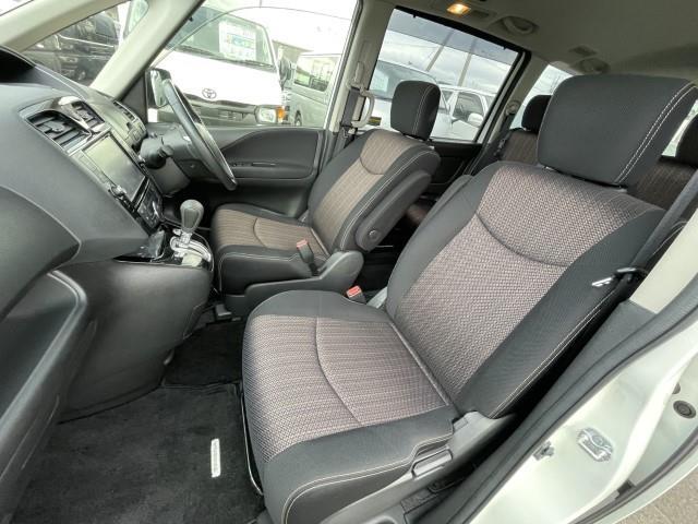 セレナ ハイウェイスター　アドバンスドセーフティパッケージ　４ＷＤ　片側パワースライドドア　クルーズコントロール　電動格納ミラー　バックカメラ　ＷＡＣ　アイドリングストップ　全方位カメラ（22枚目）