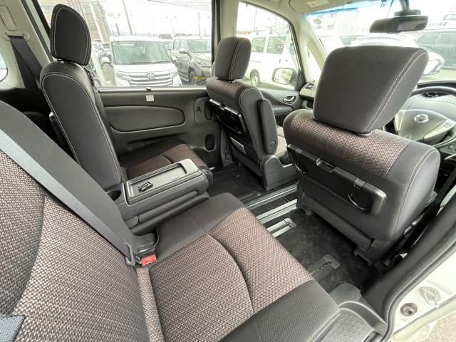 セレナ ハイウェイスター　アドバンスドセーフティパッケージ　４ＷＤ　片側パワースライドドア　クルーズコントロール　電動格納ミラー　バックカメラ　ＷＡＣ　アイドリングストップ　全方位カメラ（24枚目）