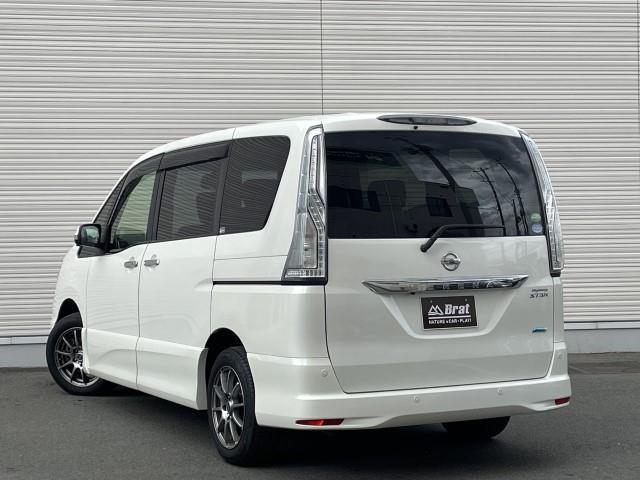 セレナ ハイウェイスター　アドバンスドセーフティパッケージ　４ＷＤ　片側パワースライドドア　クルーズコントロール　電動格納ミラー　バックカメラ　ＷＡＣ　アイドリングストップ　全方位カメラ（33枚目）