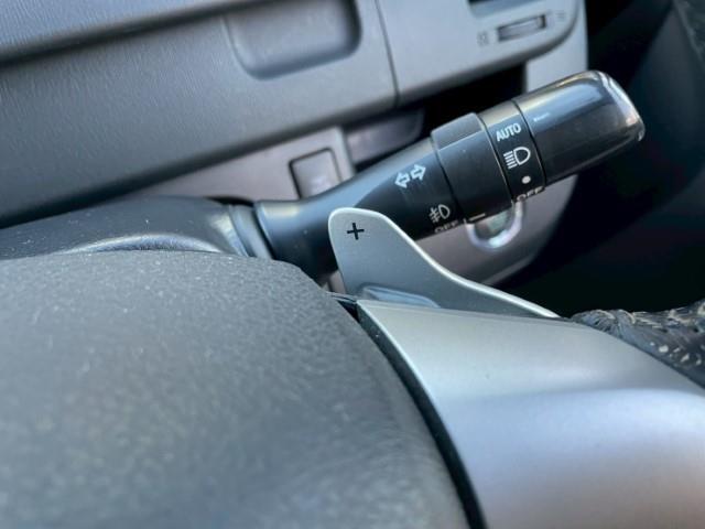 ヴォクシー ＺＳ　社外スピーカー　前方ドラレコ　両側パワースライドドア　ＥＴＣ　４ＷＤ　前席シートヒーター　アルパインナビ　電動格納ミラー（17枚目）