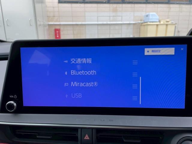 プリウス Z 全方位カメラ 黒革シート スマートキー 前席シートヒーター 前席シートエアコン プリクラッシュセーフティ ステアリングヒーター 2.0ETC オートハイビーム パワーバックドア パノラマルーフ(6枚目)