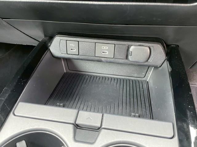 プリウス Z 全方位カメラ 黒革シート スマートキー 前席シートヒーター 前席シートエアコン プリクラッシュセーフティ ステアリングヒーター 2.0ETC オートハイビーム パワーバックドア パノラマルーフ(10枚目)