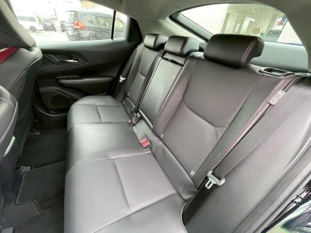 プリウス Z 全方位カメラ 黒革シート スマートキー 前席シートヒーター 前席シートエアコン プリクラッシュセーフティ ステアリングヒーター 2.0ETC オートハイビーム パワーバックドア パノラマルーフ(27枚目)