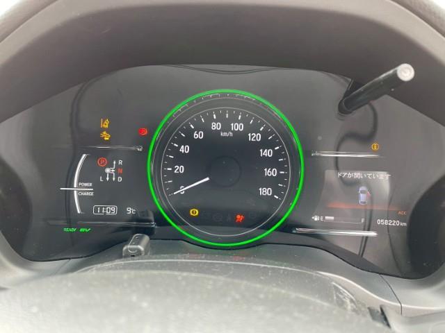 ヴェゼル ハイブリッドＺ・ホンダセンシング　４ＷＤ　ホンダセンシング　純正ギャザズＳＤナビ　バックカメラ　レーダークルコン　ハーフレザーシート　前席シートヒーター　ＥＴＣ　ＵＳＢ入力端子　トラクションコントロール　レーンキープアシスト（11枚目）