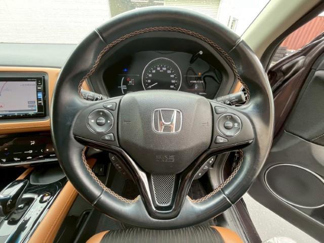 ヴェゼル ハイブリッドＺ・ホンダセンシング　４ＷＤ　ホンダセンシング　純正ギャザズＳＤナビ　バックカメラ　レーダークルコン　ハーフレザーシート　前席シートヒーター　ＥＴＣ　ＵＳＢ入力端子　トラクションコントロール　レーンキープアシスト（12枚目）