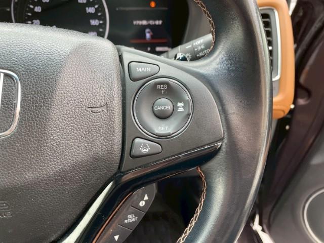 ヴェゼル ハイブリッドＺ・ホンダセンシング　４ＷＤ　ホンダセンシング　純正ギャザズＳＤナビ　バックカメラ　レーダークルコン　ハーフレザーシート　前席シートヒーター　ＥＴＣ　ＵＳＢ入力端子　トラクションコントロール　レーンキープアシスト（14枚目）