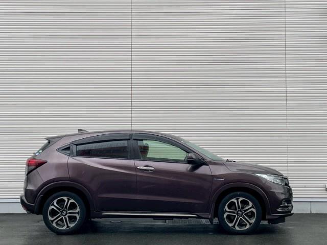 ヴェゼル ハイブリッドＺ・ホンダセンシング　４ＷＤ　ホンダセンシング　純正ギャザズＳＤナビ　バックカメラ　レーダークルコン　ハーフレザーシート　前席シートヒーター　ＥＴＣ　ＵＳＢ入力端子　トラクションコントロール　レーンキープアシスト（39枚目）