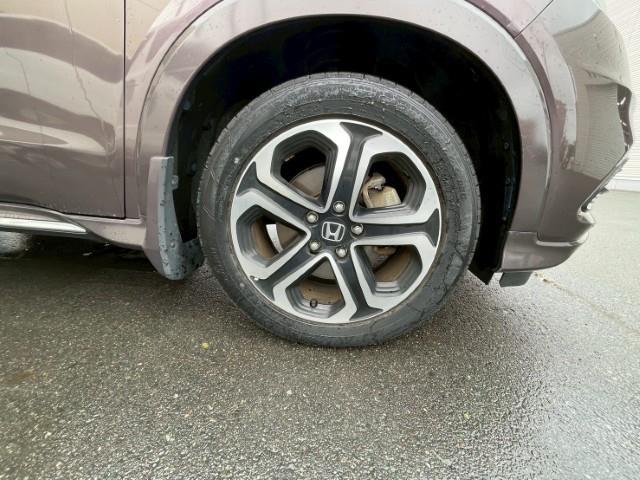 ヴェゼル ハイブリッドＺ・ホンダセンシング　４ＷＤ　ホンダセンシング　純正ギャザズＳＤナビ　バックカメラ　レーダークルコン　ハーフレザーシート　前席シートヒーター　ＥＴＣ　ＵＳＢ入力端子　トラクションコントロール　レーンキープアシスト（41枚目）