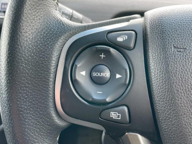 フリードハイブリッド ハイブリッド・Ｇホンダセンシング　４ＷＤ　ホンダセンシング　純正ギャザスＳＤナビ　ＵＳＢ入力端子　バックカメラ　ハーフレザーシート　前席シートヒーター　レーダークルコン　レーンキープアシスト　両側パワースライドドア　ＥＴＣ（12枚目）