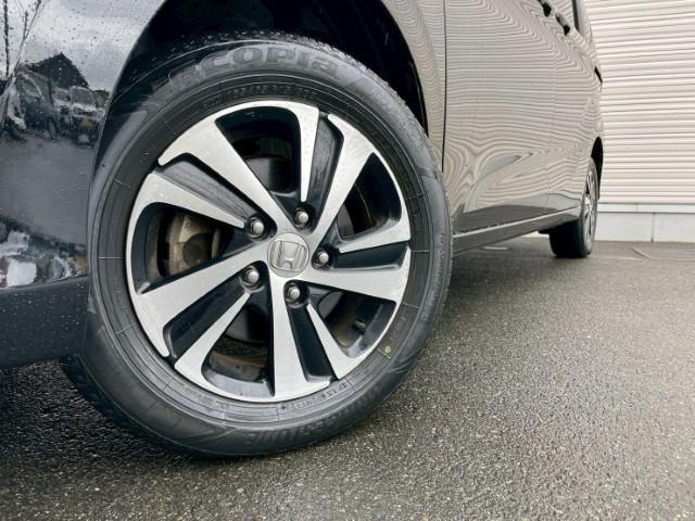 フリードハイブリッド ハイブリッド・Ｇホンダセンシング　４ＷＤ　ホンダセンシング　純正ギャザスＳＤナビ　ＵＳＢ入力端子　バックカメラ　ハーフレザーシート　前席シートヒーター　レーダークルコン　レーンキープアシスト　両側パワースライドドア　ＥＴＣ（35枚目）