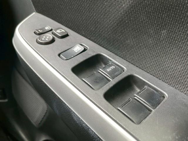 ソリオバンディット ハイブリッドMV フォグランプ アルパインフリップダウンモニター 電動格納ミラー パドルシフト コーナーセンサー 前席シートヒーター 両側パワースライドドア ドラレコ ETC クルーズコントロール アイドリングストップ(11枚目)