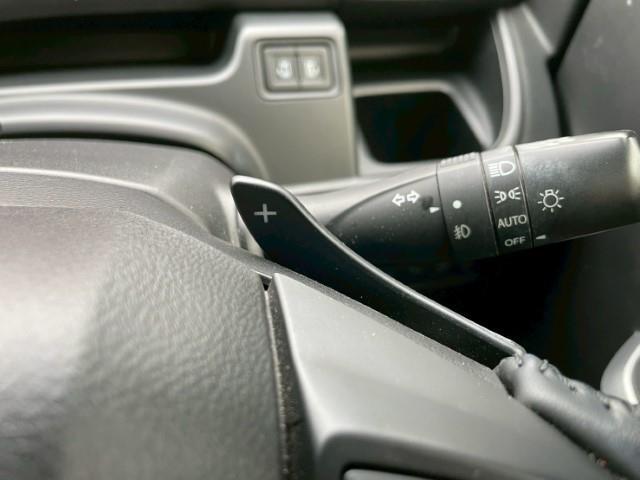 ソリオバンディット ハイブリッドMV フォグランプ アルパインフリップダウンモニター 電動格納ミラー パドルシフト コーナーセンサー 前席シートヒーター 両側パワースライドドア ドラレコ ETC クルーズコントロール アイドリングストップ(19枚目)